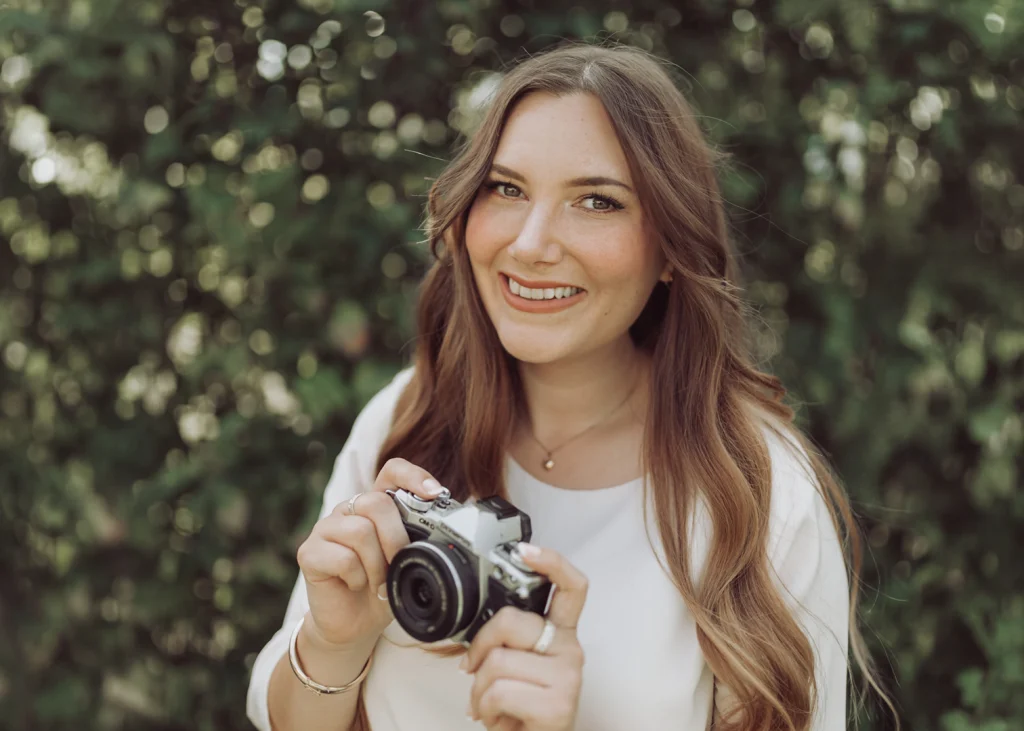 Portrait of Ida Josefin Eriksson, founder of the lifestyle and travel blog Questlust.